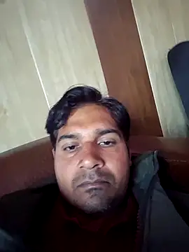 Snapshot of johnny8731 chatting on February 6, 2026, 7:23 am johnny8731 online show from February 6, 2026, 7:23 am