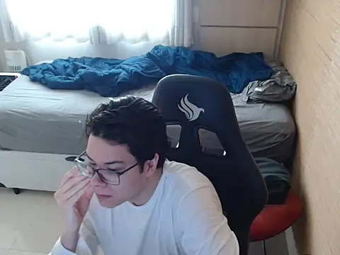 Snapshot of TimiidoSP011 chatting on November 12, 2025, 2:17 pm TimiidoSP011 online show from November 12, 2025, 2:17 pm