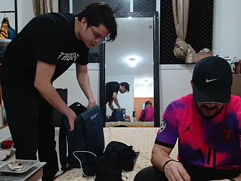 Snapshot of TimiidoSP011 chatting on November 14, 2025, 11:35 pm TimiidoSP011 online show from November 14, 2025, 11:35 pm