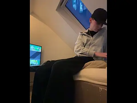 Snapshot of colar55x chatting on February 5, 2026, 5:06 pm colar55x online show from February 5, 2026, 5:06 pm