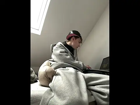 Snapshot of colar55x chatting on February 23, 2026, 2:36 pm colar55x online show from February 23, 2026, 2:36 pm