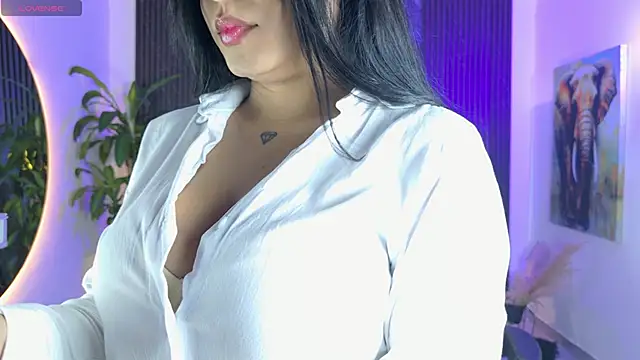 Lenna s online show from February 8, 2026, 3:43 am