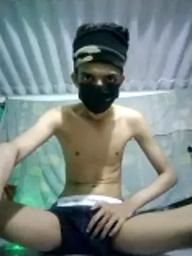 HannanKhan25 online show from March 4, 2026, 7:31 pm