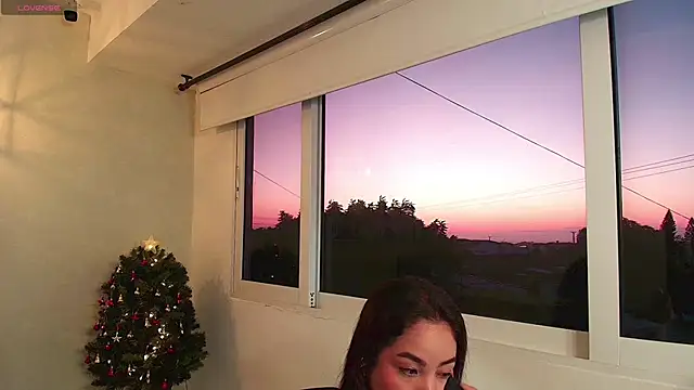 Snapshot of _Victoria_Collins chatting on November 27, 2025, 10:50 am Victoria Collins online show from November 27, 2025, 10:50 am