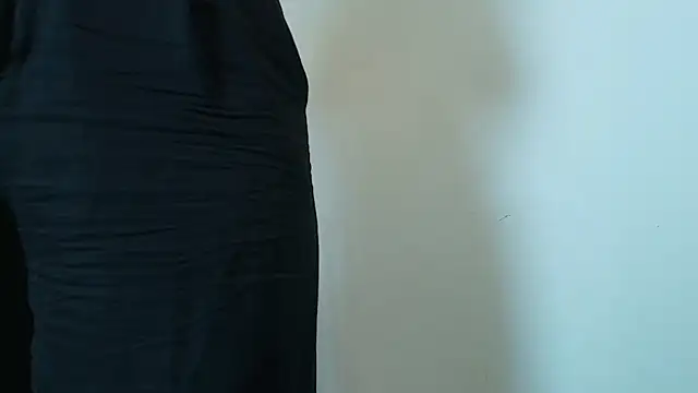 Snapshot of _Victoria_Collins chatting on December 15, 2025, 11:03 am Victoria Collins online show from December 15, 2025, 11:03 am