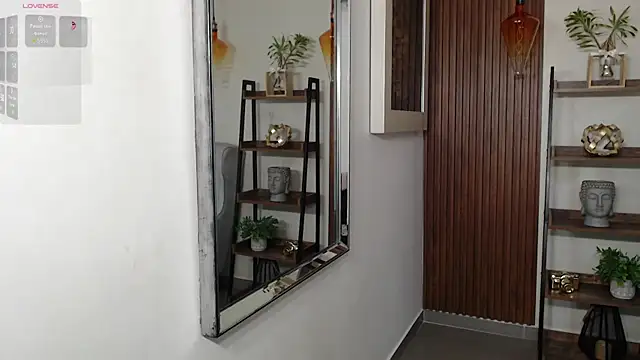 Snapshot of _Victoria_Collins chatting on December 16, 2025, 11:04 am Victoria Collins online show from December 16, 2025, 11:04 am