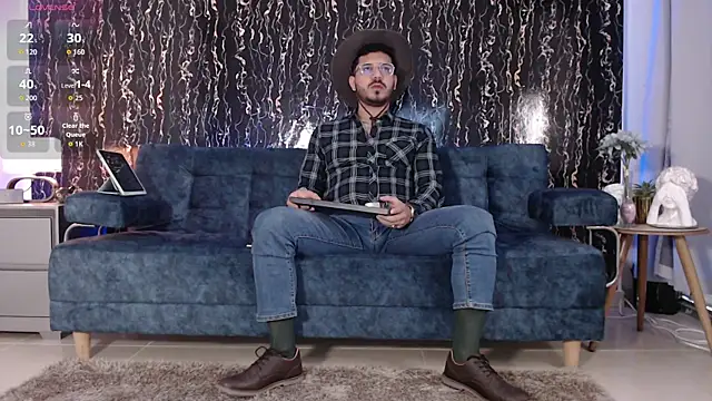 samuelcoopeer online show from October 28, 2025, 1:14 pm