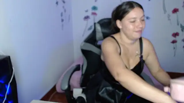 Snapshot of mariaana__222 chatting on February 22, 2026, 4:46 am mariaana 222 online show from February 22, 2026, 4:46 am