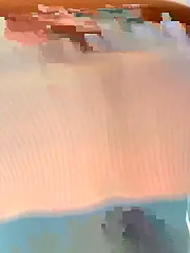 alissradiante1 online show from November 3, 2025, 1:19 am