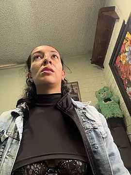 Snapshot of SALOME_KORLAND chatting on January 17, 2026, 5:05 pm SALOME KORLAND online show from January 17, 2026, 5:05 pm