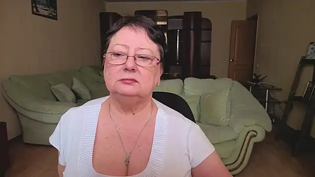 Margo Moll online show from March 4, 2026, 9:26 am