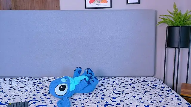 Snapshot of MeghanMure chatting on February 28, 2026, 3:51 am MeghanMure online show from February 28, 2026, 3:51 am