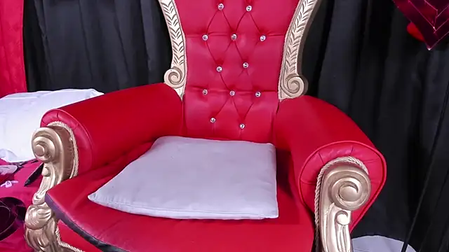 Snapshot of LiliThara chatting on February 5, 2026, 6:51 am LiliThara online show from February 5, 2026, 6:51 am