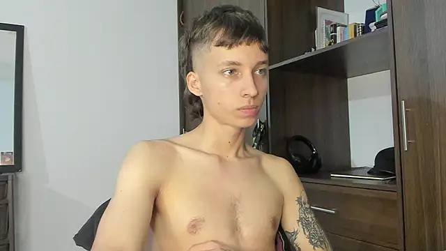 spacehumanz online show from October 29, 2025, 2:25 am