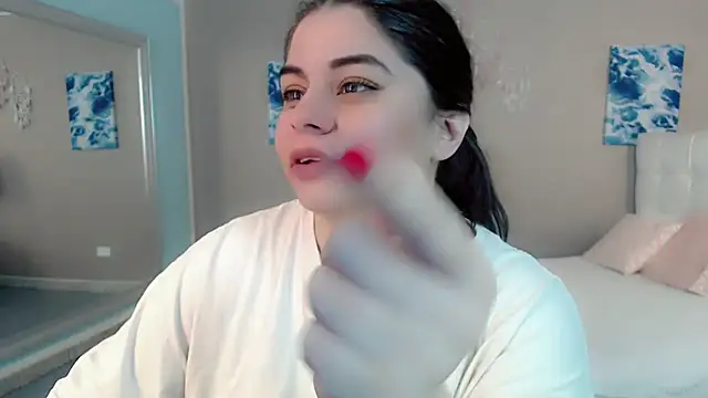 Snapshot of maddissonivanova chatting on February 7, 2026, 6:55 pm maddissonivanova online show from February 7, 2026, 6:55 pm