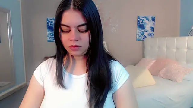 Snapshot of maddissonivanova chatting on February 16, 2026, 7:10 pm maddissonivanova online show from February 16, 2026, 7:10 pm