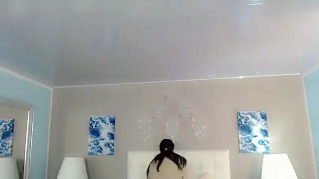 Snapshot of maddissonivanova chatting on February 23, 2026, 7:00 pm maddissonivanova online show from February 23, 2026, 7:00 pm