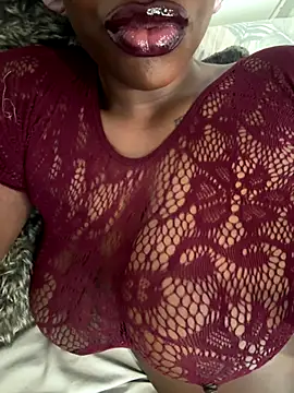 Snapshot of bustyblackebony chatting on October 7, 2025, 10:56 am bustyblackebony online show from October 7, 2025, 10:56 am