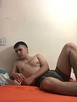 Snapshot of Cesar_Augusto chatting on September 19, 2025, 1:18 am Cesar Augusto online show from September 19, 2025, 1:18 am