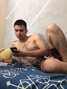 Snapshot of Cesar_Augusto chatting on November 6, 2025, 5:08 am Cesar Augusto online show from November 6, 2025, 5:08 am