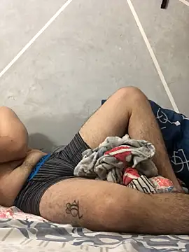 Snapshot of Cesar_Augusto chatting on November 12, 2025, 3:07 am Cesar Augusto online show from November 12, 2025, 3:07 am