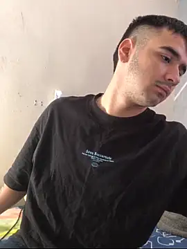 Snapshot of Cesar_Augusto chatting on February 17, 2026, 2:02 pm Cesar Augusto online show from February 17, 2026, 2:02 pm