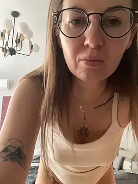 Snapshot of ElizabetBlack chatting on February 17, 2026, 7:27 am ElizabetBlack online show from February 17, 2026, 7:27 am