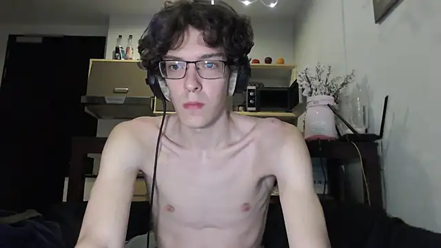 LovesomeCookie online show from October 11, 2025, 12:04 pm