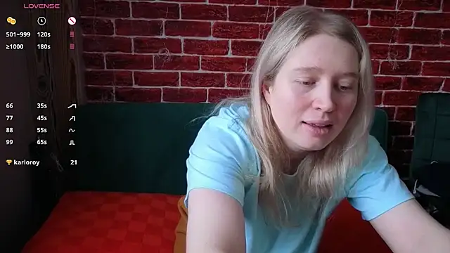 Snapshot of CitrusBlissss chatting on February 11, 2026, 2:49 am CitrusBlissss online show from February 11, 2026, 2:49 am