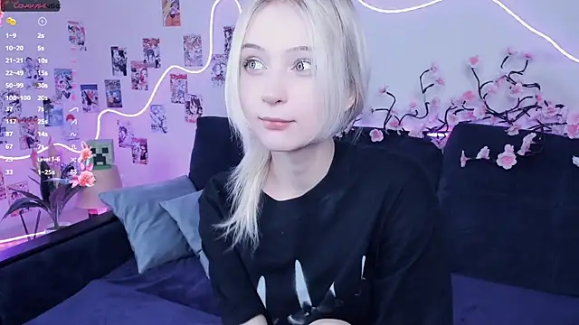 Megan--chan online show from January 9, 2026, 5:15 pm