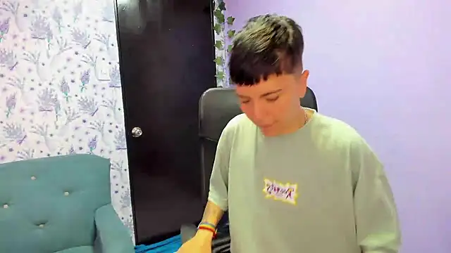  Hannah Hot online show from September 14, 2025, 2:00 am