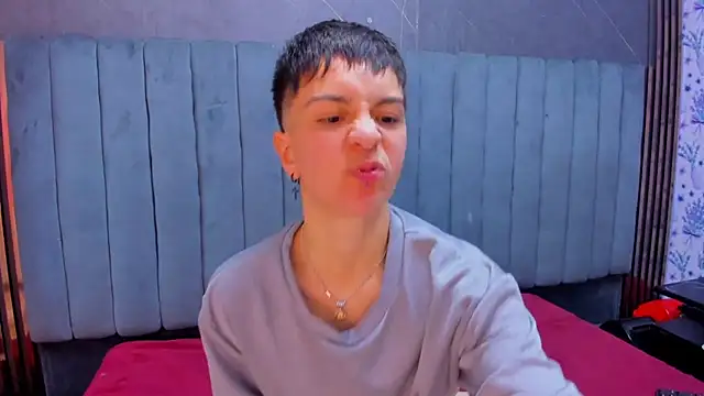  Hannah Hot online show from February 15, 2026, 7:51 am