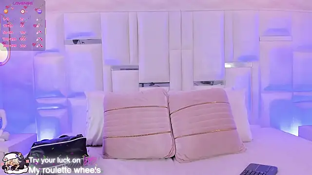 Snapshot of Im_Molly_Angel chatting on February 22, 2026, 7:45 pm Im Molly Angel online show from February 22, 2026, 7:45 pm