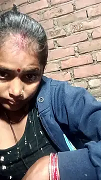 Snapshot of Guriya0076 chatting on January 18, 2026, 8:45 pm Guriya0076 online show from January 18, 2026, 8:45 pm