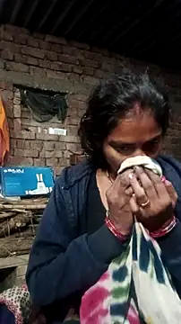 Snapshot of Guriya0076 chatting on February 5, 2026, 8:24 pm Guriya0076 online show from February 5, 2026, 8:24 pm