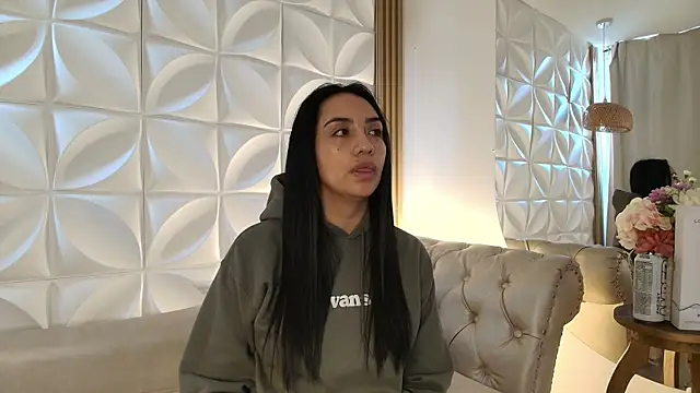 ana riveros online show from February 20, 2026, 8:31 pm