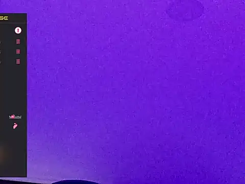 Snapshot of Max-prada chatting on February 5, 2026, 2:05 am Max-prada online show from February 5, 2026, 2:05 am