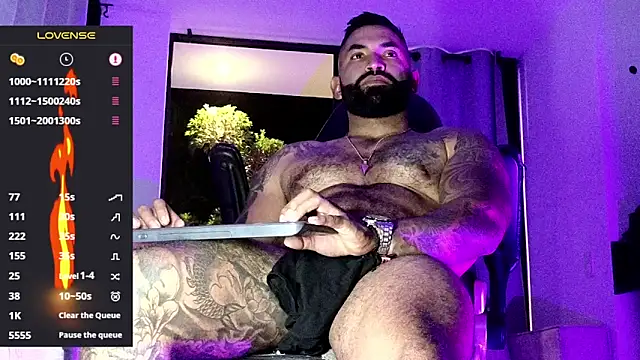 Snapshot of Max-prada chatting on February 6, 2026, 2:16 am Max-prada online show from February 6, 2026, 2:16 am