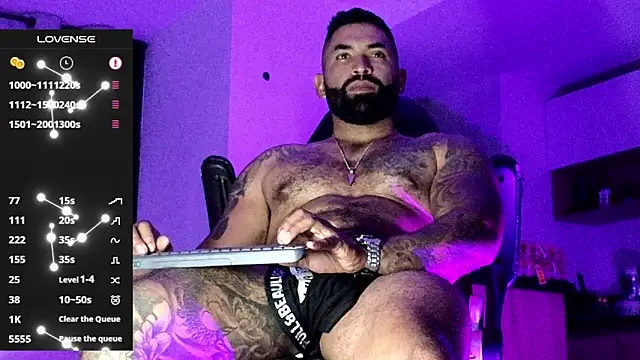 Snapshot of Max-prada chatting on February 14, 2026, 2:08 am Max-prada online show from February 14, 2026, 2:08 am