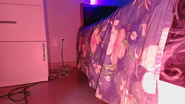 SatiroyNinfa online show from January 10, 2026, 10:36 pm