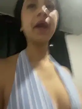 jadee8 online show from February 15, 2026, 12:07 am