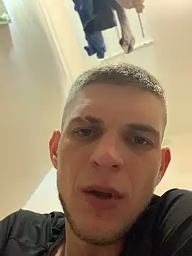 Snapshot of macho1347 chatting on January 18, 2026, 5:44 am macho1347 online show from January 18, 2026, 5:44 am