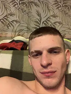 Snapshot of macho1347 chatting on February 6, 2026, 9:18 pm macho1347 online show from February 6, 2026, 9:18 pm