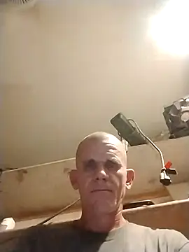 helldonk online show from September 14, 2025, 7:02 pm