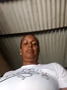 Fernanda30 online show from January 18, 2026, 4:44 pm