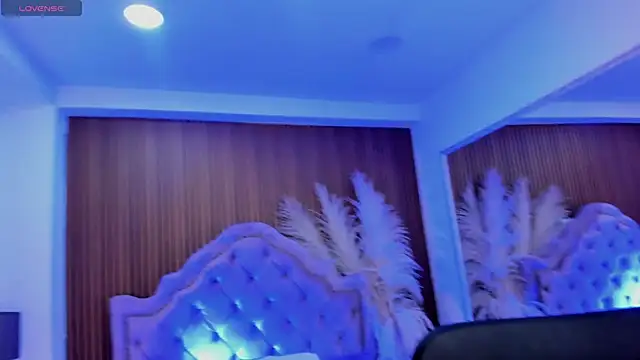 Snapshot of SelenaStonne chatting on March 1, 2026, 8:00 pm SelenaStonne online show from March 1, 2026, 8:00 pm