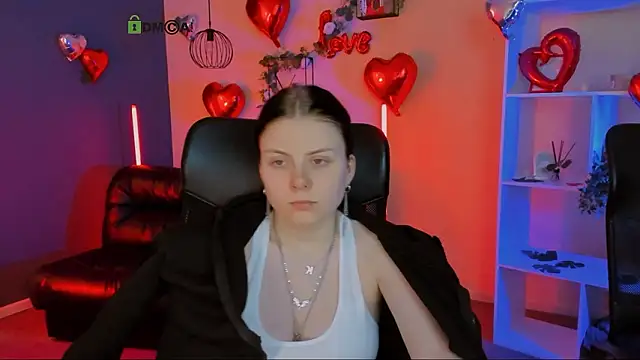 foxy tease  online show from March 5, 2026, 3:02 am