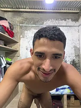 Snapshot of ikaro21 chatting on February 8, 2026, 8:23 pm ikaro21 online show from February 8, 2026, 8:23 pm