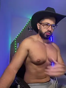 magnumchris online show from February 3, 2026, 10:20 am