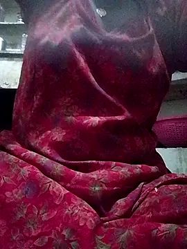 Snapshot of aunty_sumy chatting on February 11, 2026, 3:50 pm aunty sumy online show from February 11, 2026, 3:50 pm